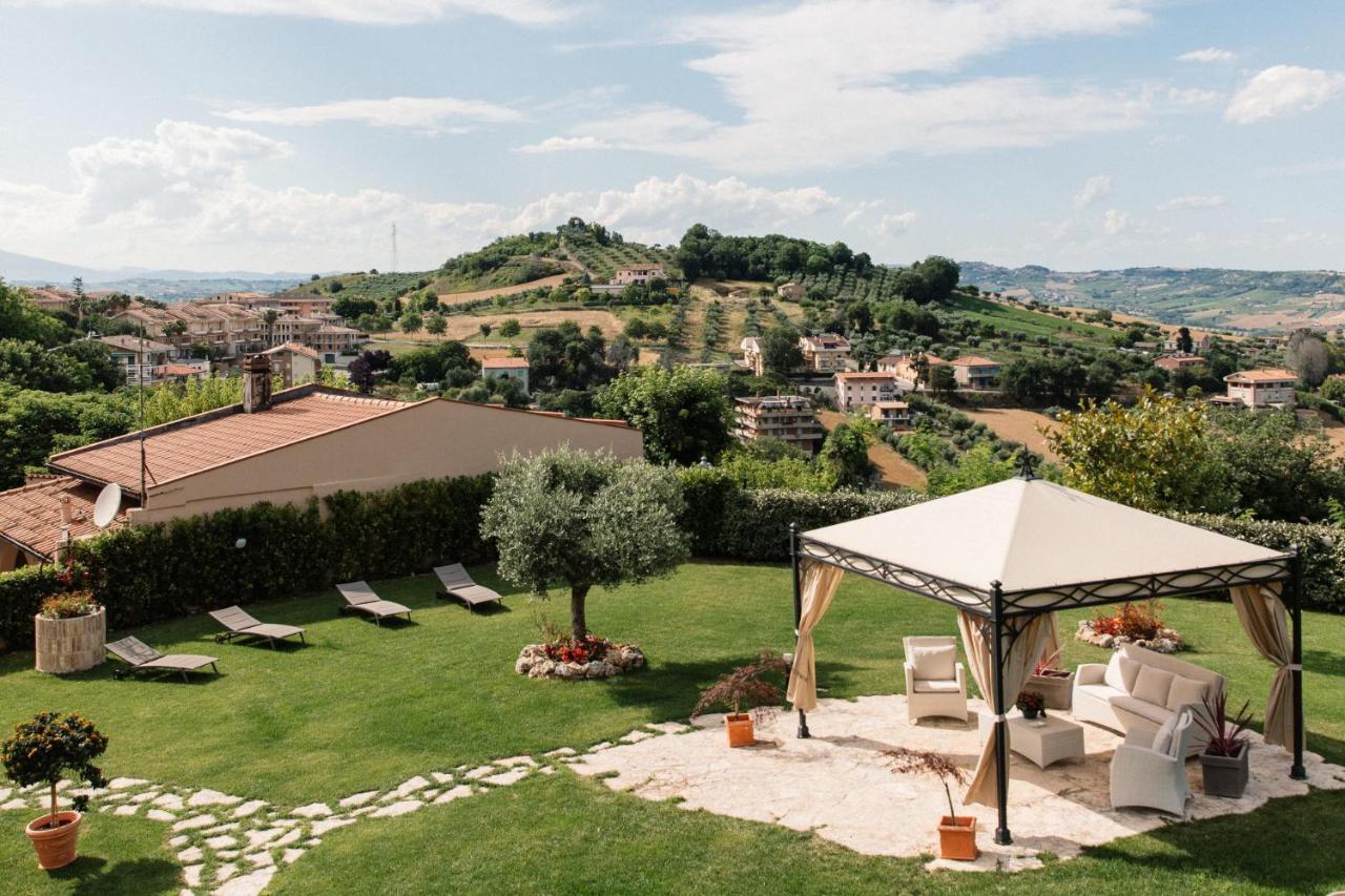 Villa Mascitti B&B Tortoreto Exterior photo